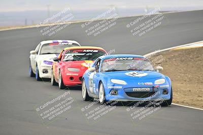 media/Jan-26-2025-CalClub SCCA (Sun) [[cfcea7df88]]/Group 1/Race/